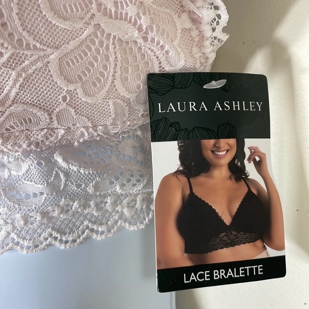 Laura Ashley Sexy Wireless Lace Bralette. 3X. NWT.